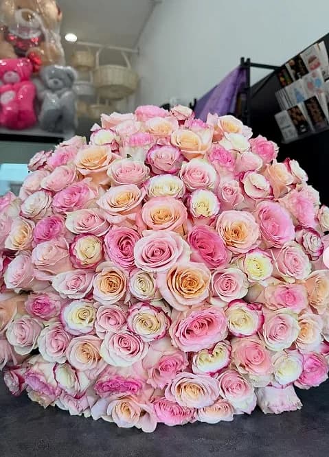 Same-day rose delivery to Glendale and nearby